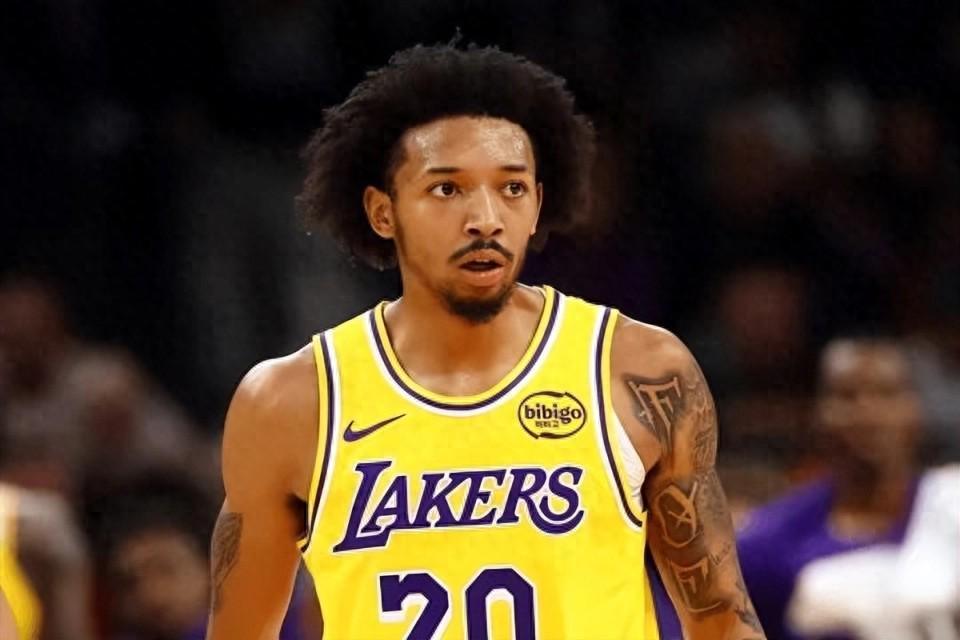 辉达在线娱乐-NBA收官战155人缺席，湖人官宣转正双向球员，东契奇复出时间确定